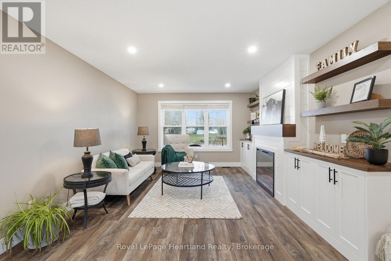 18 Geddes Street, Minto, Ontario  N0G 1M0 - Photo 9 - X12883240