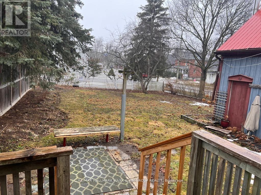 Back - 61 Wellington Street E, Aurora, Ontario  L4G 1H7 - Photo 10 - N12883208