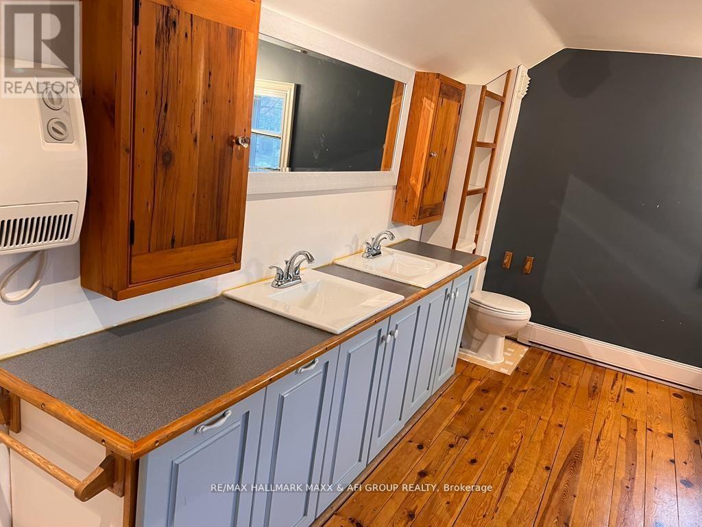 Back - 61 Wellington Street E, Aurora, Ontario  L4G 1H7 - Photo 20 - N12883208