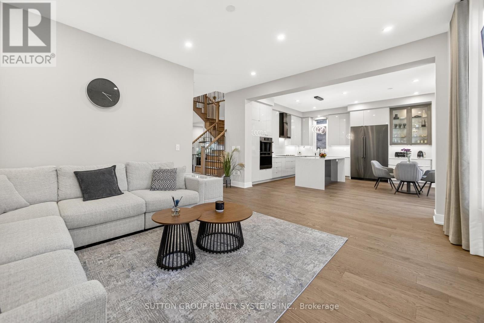 1530 Buttercup Court, Milton, Ontario  L9E 2G3 - Photo 16 - W12883204