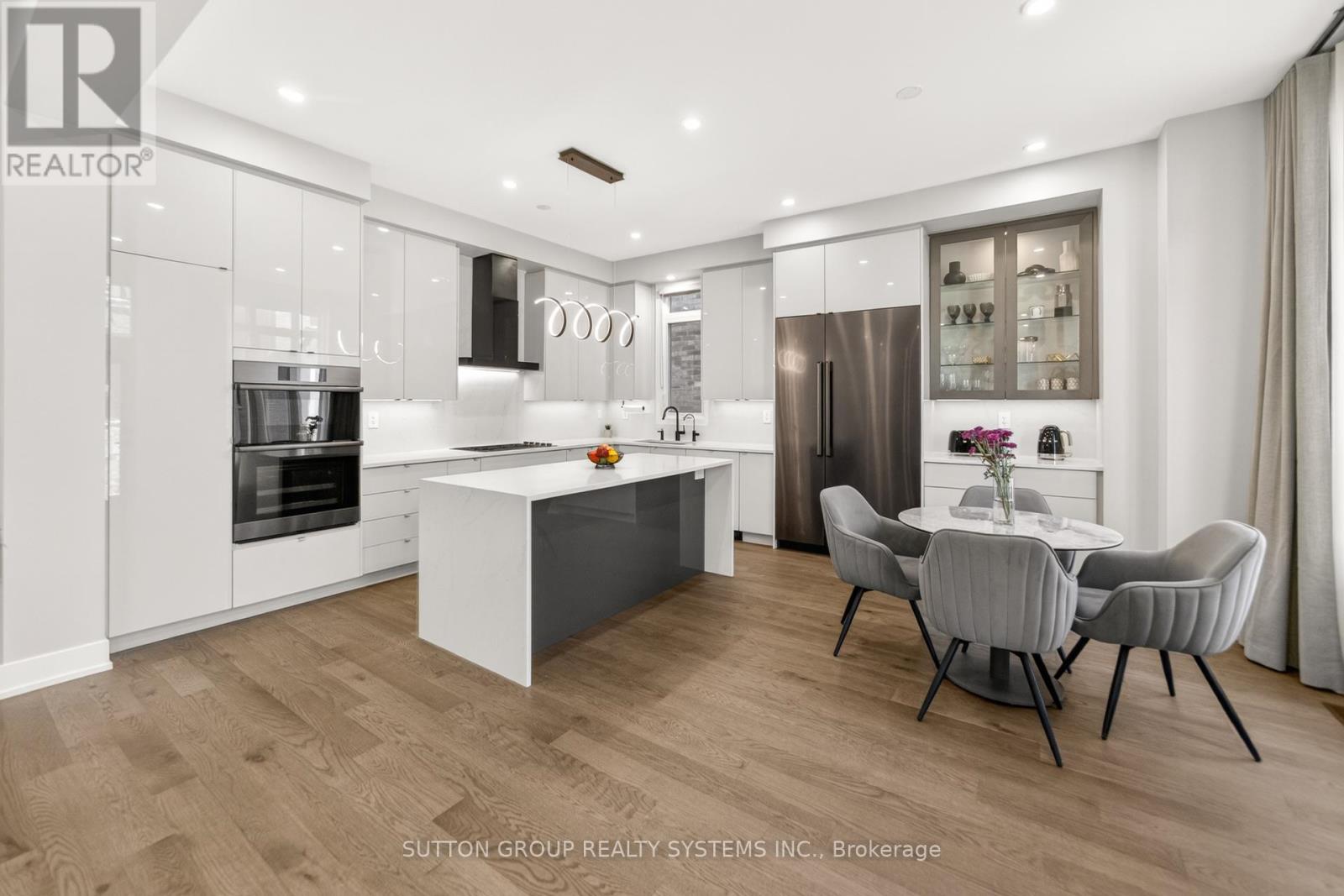 1530 Buttercup Court, Milton, Ontario  L9E 2G3 - Photo 18 - W12883204