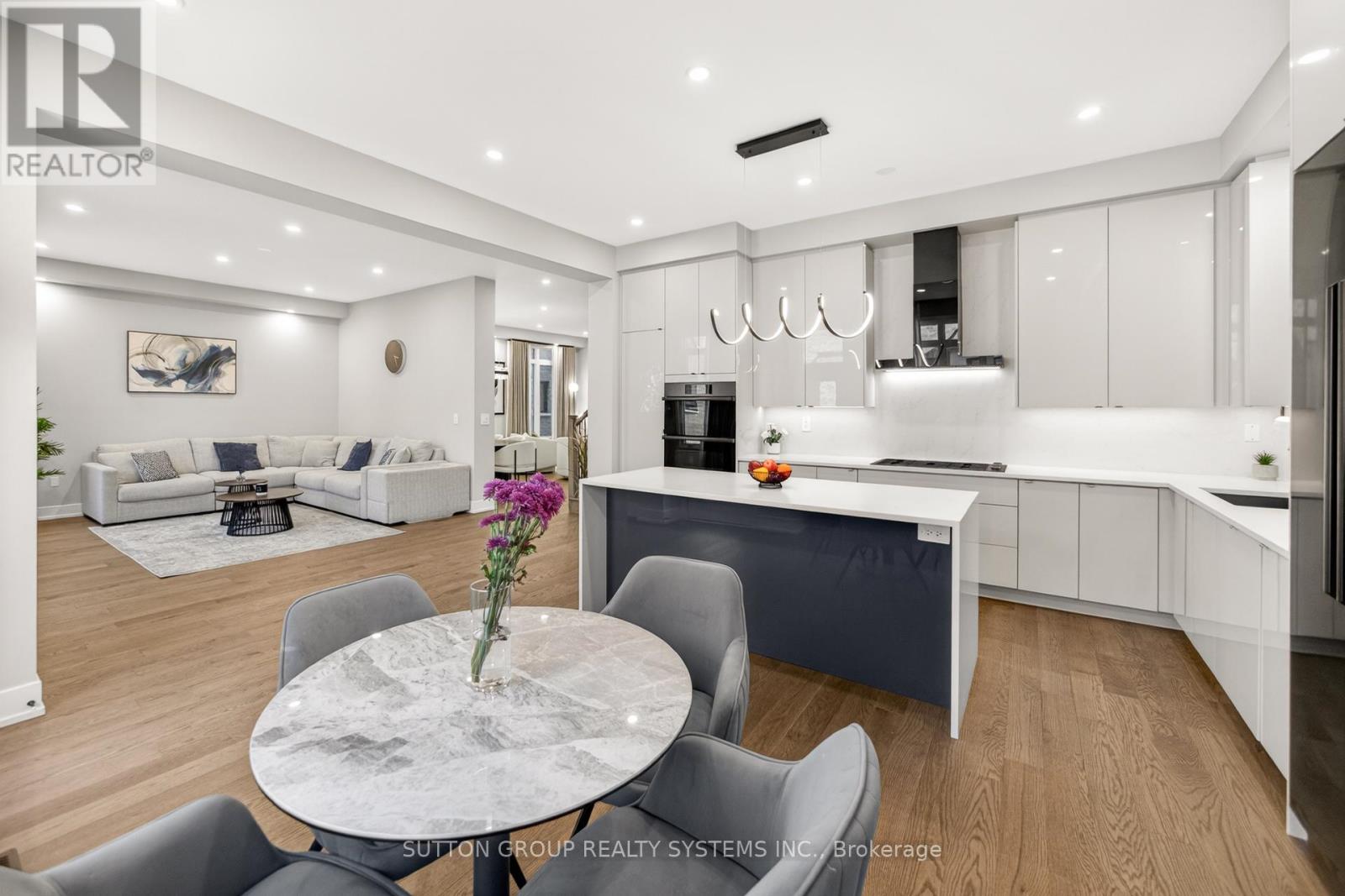 1530 Buttercup Court, Milton, Ontario  L9E 2G3 - Photo 21 - W12883204