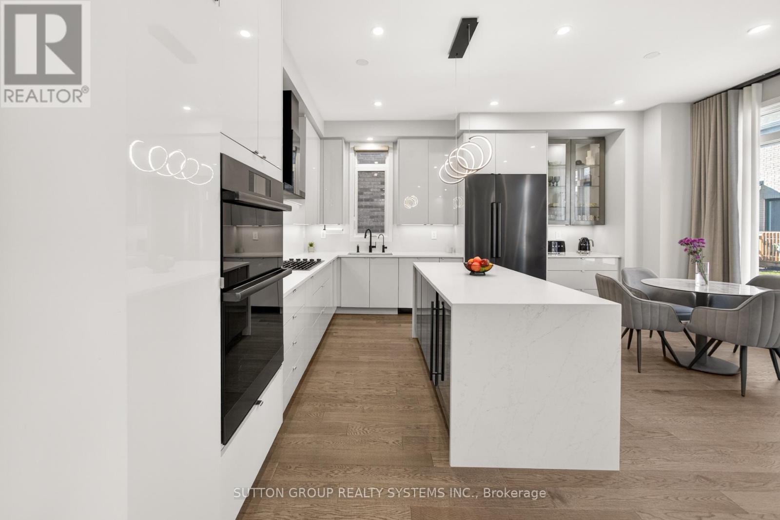 1530 Buttercup Court, Milton, Ontario  L9E 2G3 - Photo 22 - W12883204