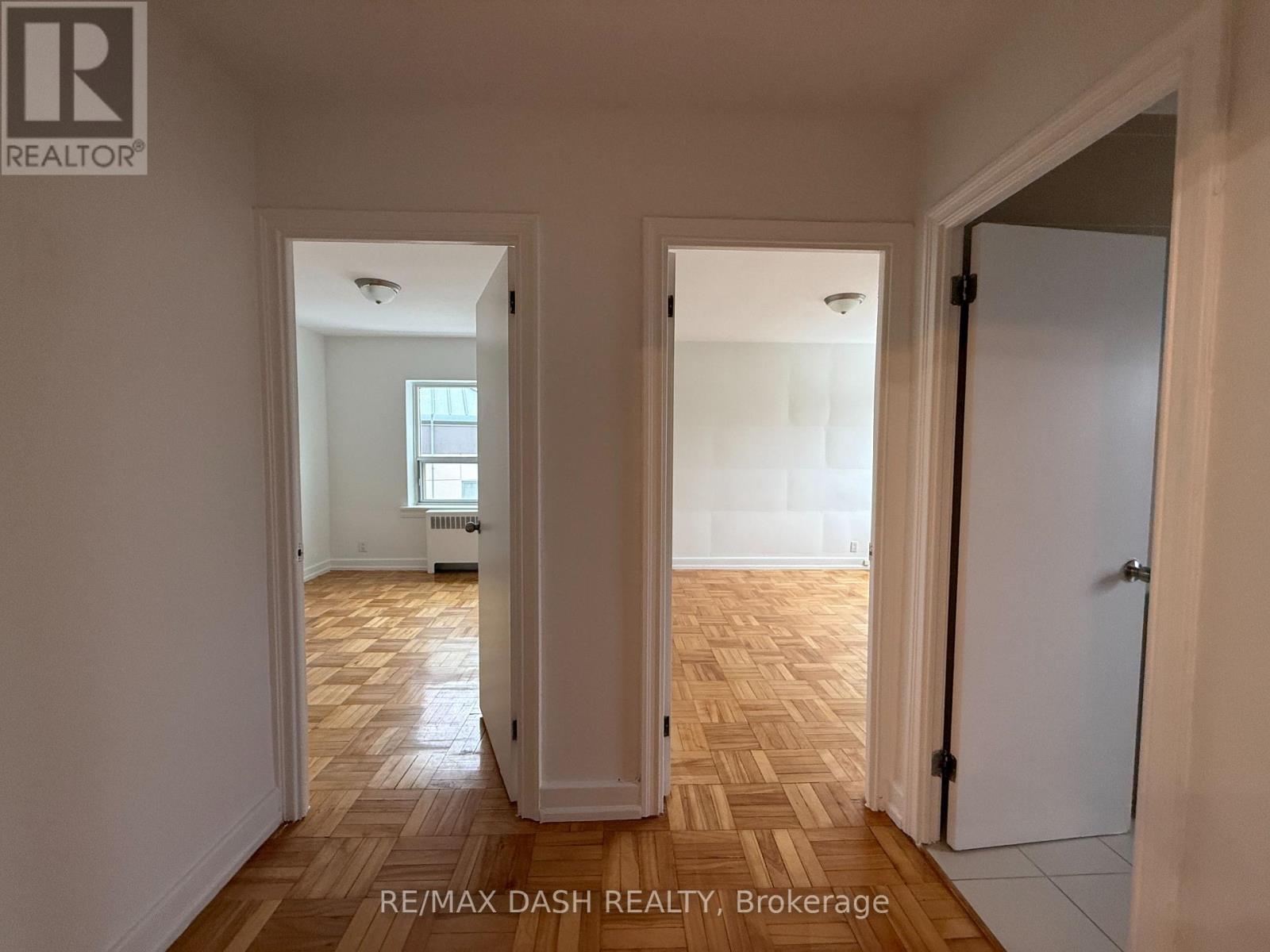 19 - 69 Old Mill Terrace, Toronto, Ontario  M8X 1A1 - Photo 17 - W12883210