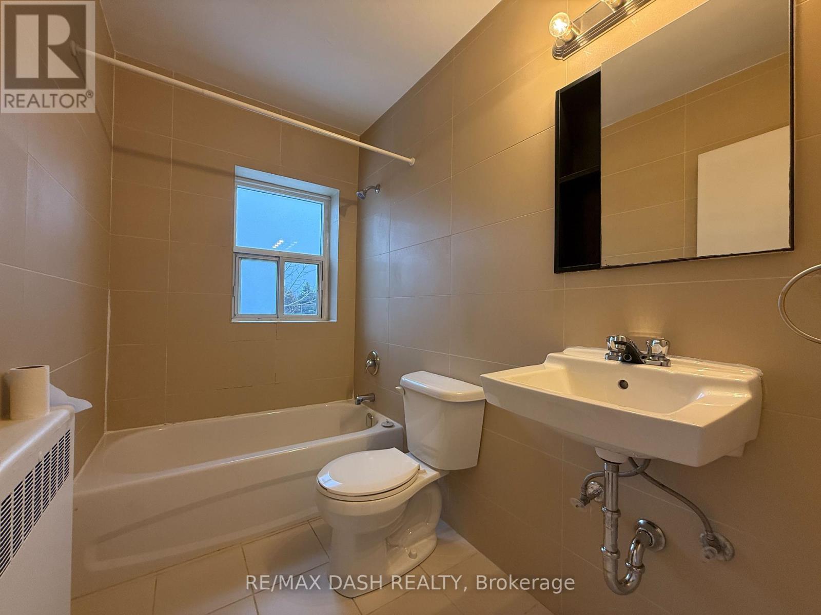 19 - 69 Old Mill Terrace, Toronto, Ontario  M8X 1A1 - Photo 8 - W12883210