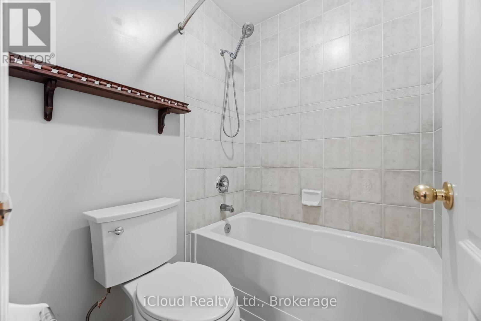 81 Crown Victoria Drive W, Brampton, Ontario  L7A 3X1 - Photo 25 - W12883224