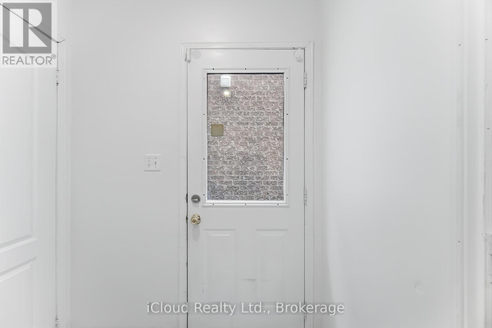 81 Crown Victoria Drive W, Brampton, Ontario  L7A 3X1 - Photo 30 - W12883224