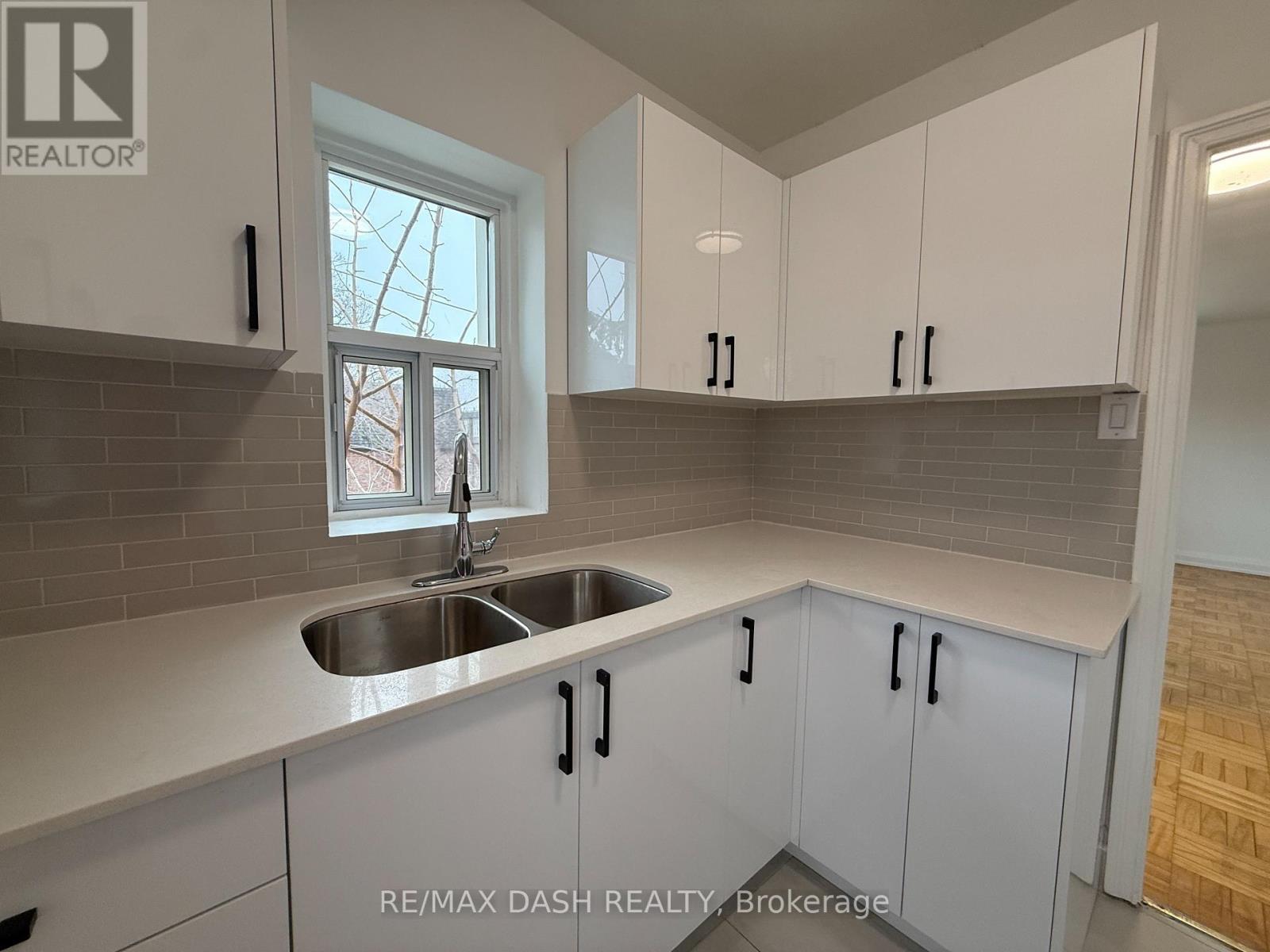 17 - 69 Old Mill Terrace, Toronto, Ontario  M8X 1A1 - Photo 12 - W12883228
