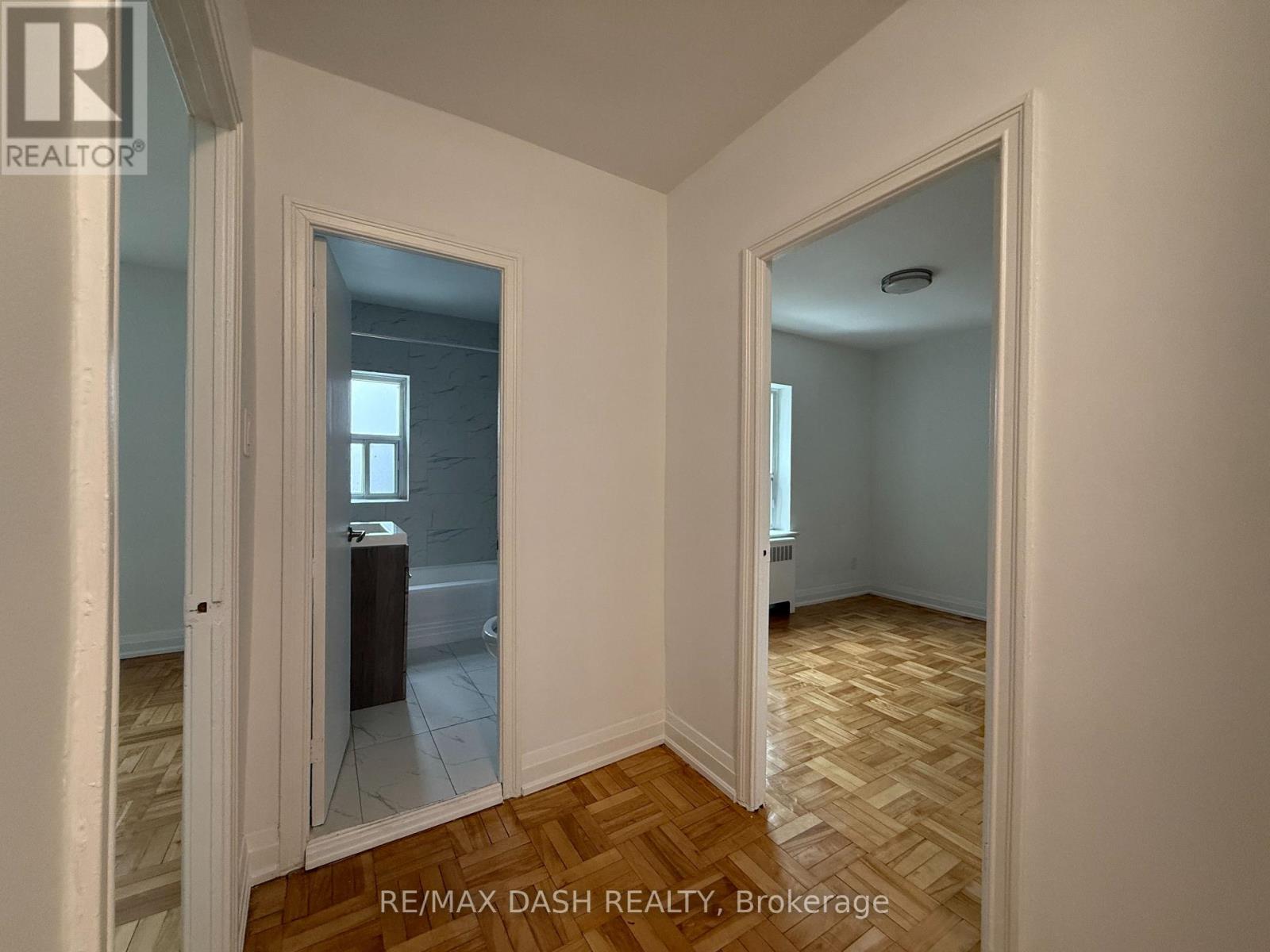 17 - 69 Old Mill Terrace, Toronto, Ontario  M8X 1A1 - Photo 17 - W12883228