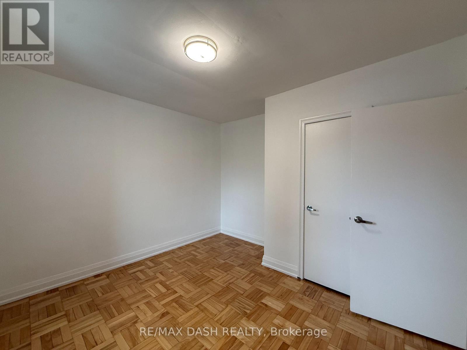 17 - 69 Old Mill Terrace, Toronto, Ontario  M8X 1A1 - Photo 22 - W12883228