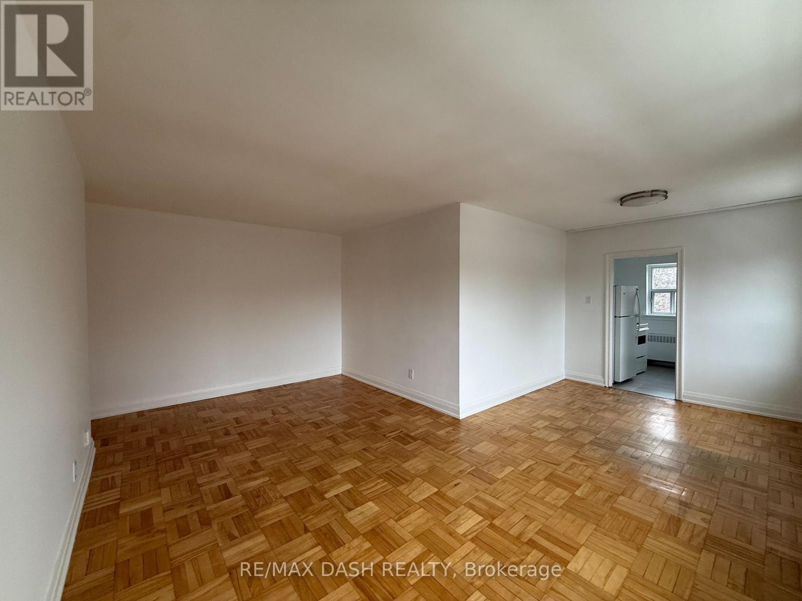 17 - 69 Old Mill Terrace, Toronto, Ontario  M8X 1A1 - Photo 6 - W12883228