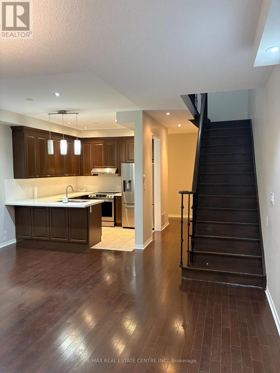 5195 Angel Stone Drive, Mississauga, Ontario  L5M 0L5 - Photo 6 - W12883118