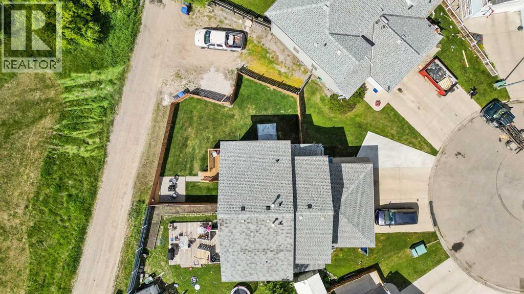 29 Ross Place, Crossfield, Alberta  T0M 0S0 - Photo 35 - A2292237