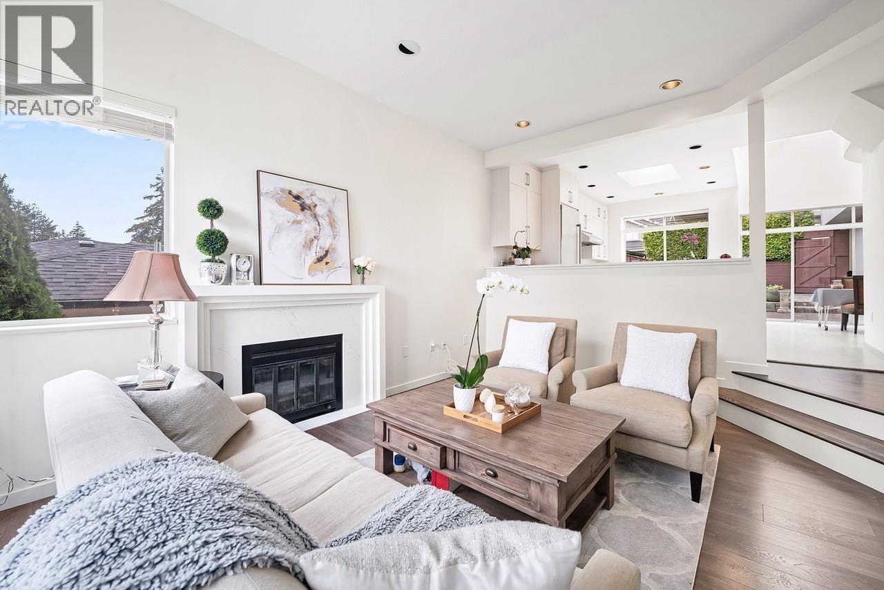 Lorem Ipsum Dolor, West Vancouver, British Columbia  V7V  - Photo 12 - DEMO29470334