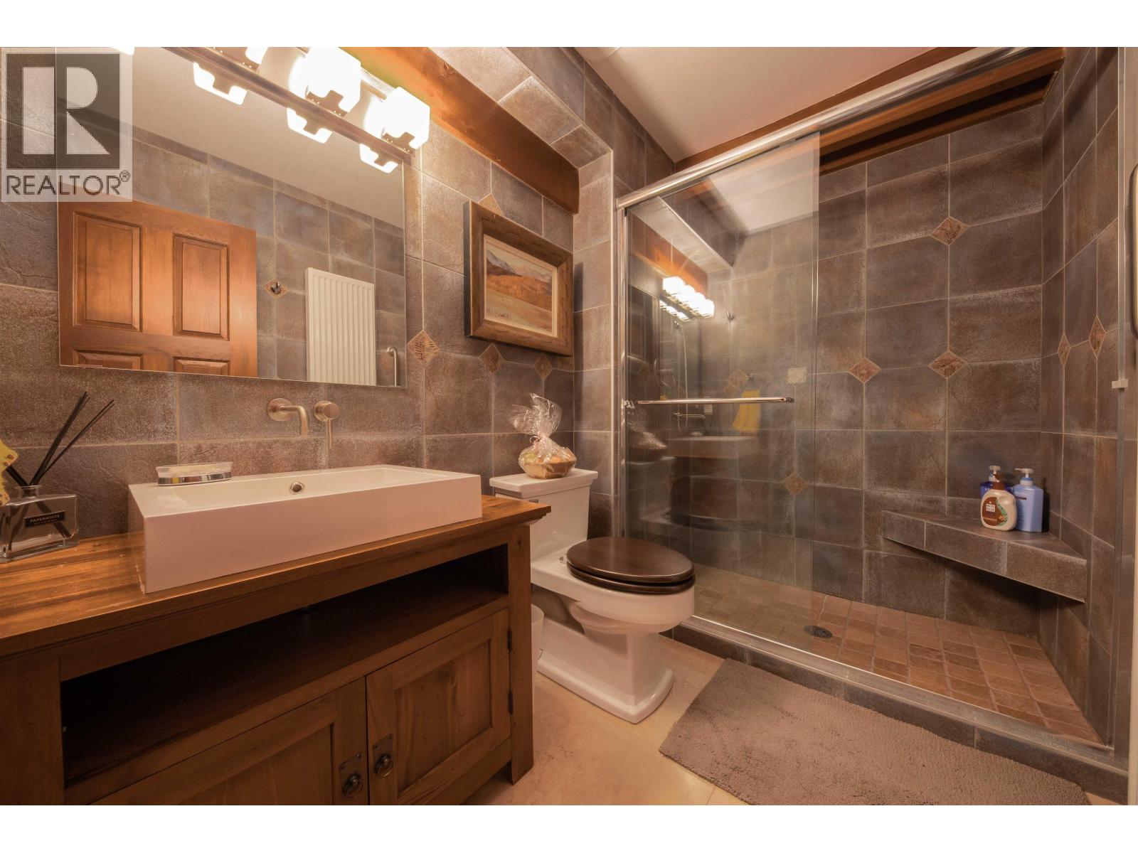 4885 Cove Cliff Place, North Vancouver, British Columbia  V7G 1H9 - Photo 31 - R3099086