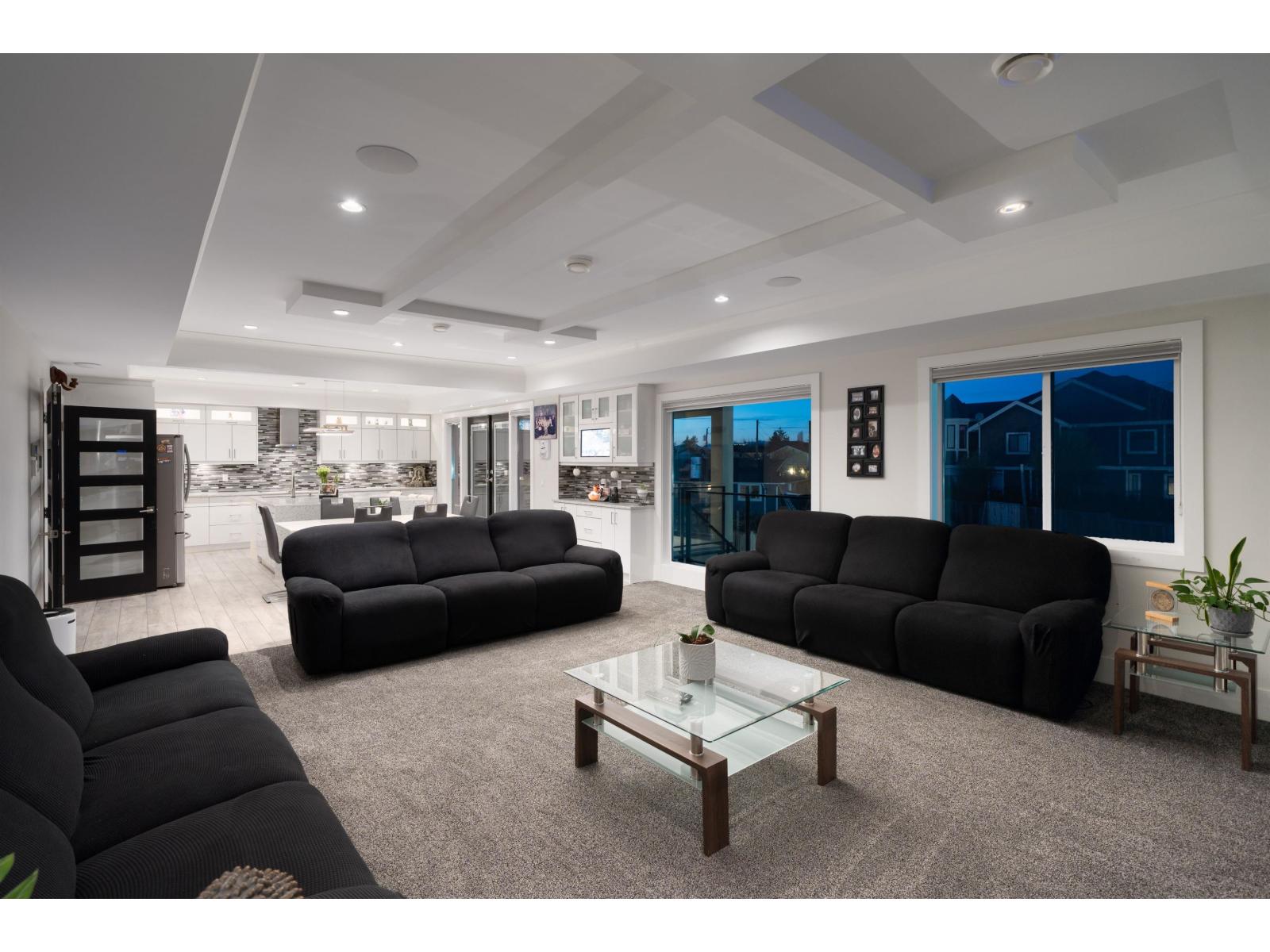 17985 56a Avenue, Surrey, British Columbia  V3S 5H4 - Photo 11 - R3097814