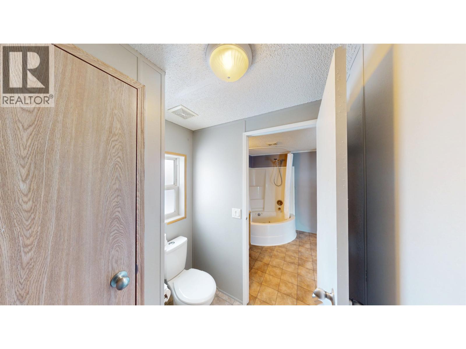 57 7414 Forest Lawn Street, Fort St. John, British Columbia  V1J 8B7 - Photo 11 - R3099444