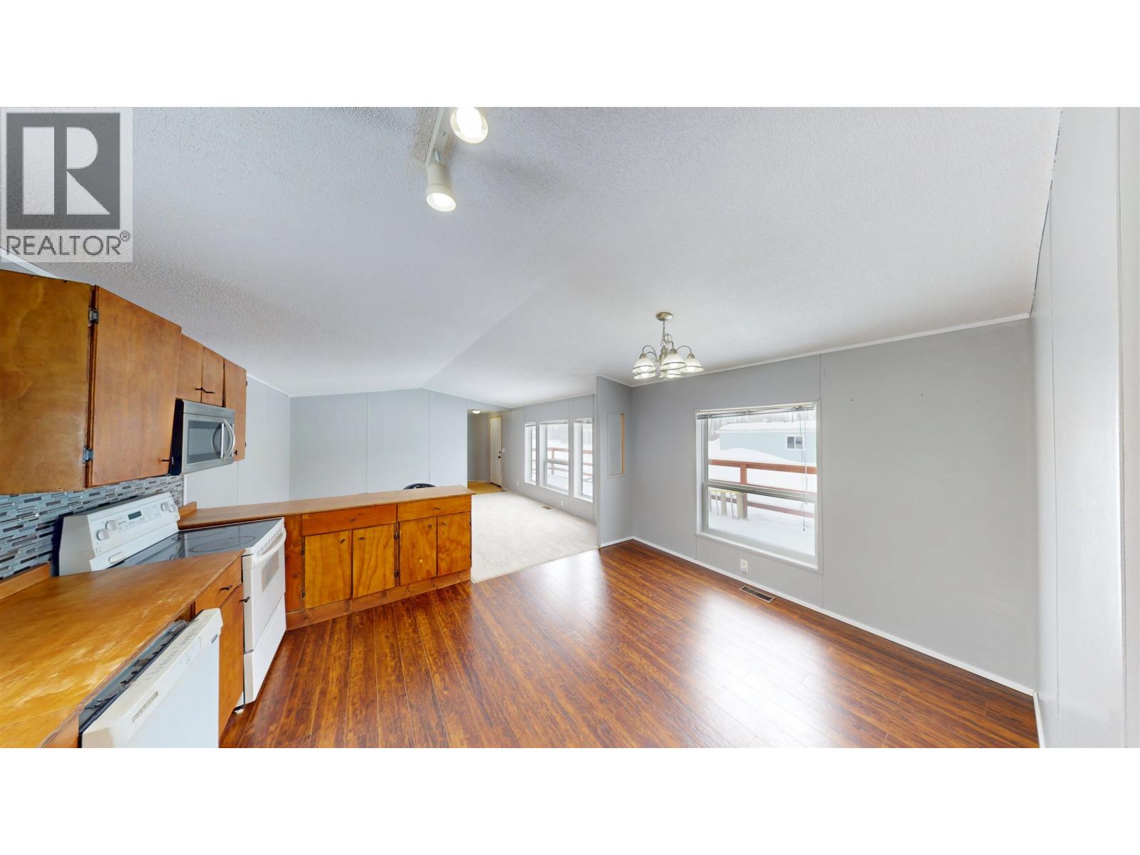 57 7414 Forest Lawn Street, Fort St. John, British Columbia  V1J 8B7 - Photo 13 - R3099444