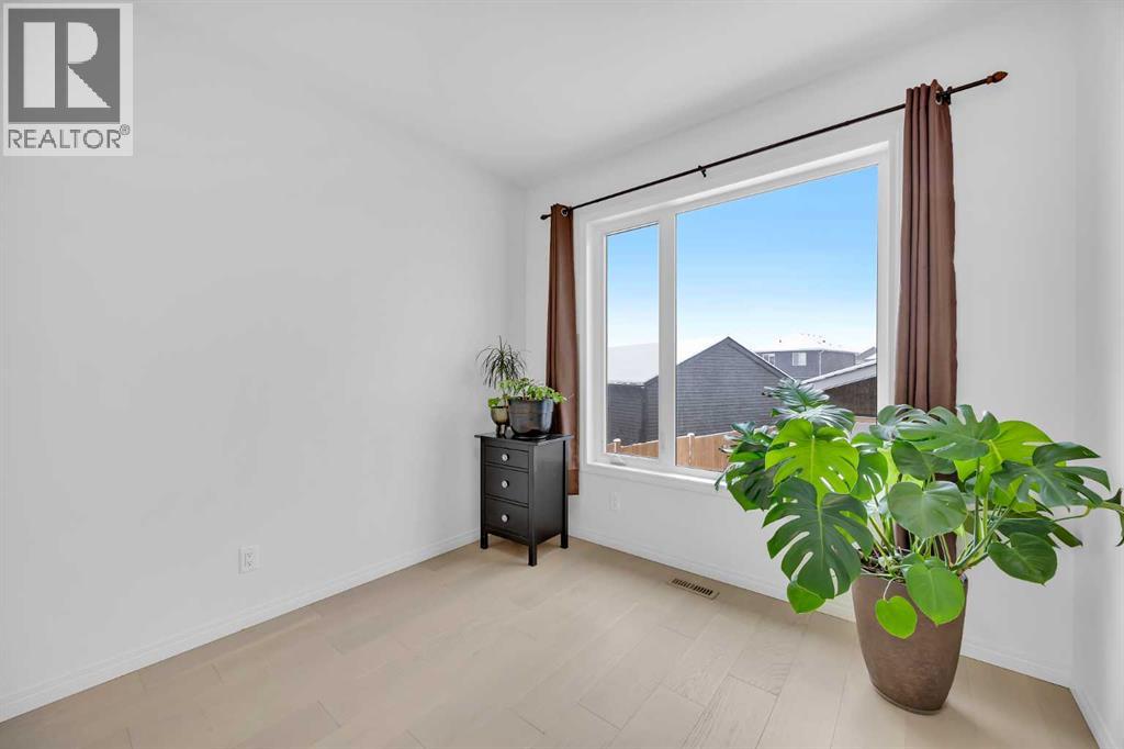 76 Edith Mews Nw, Calgary, Alberta  T3R 1S6 - Photo 17 - A2292373