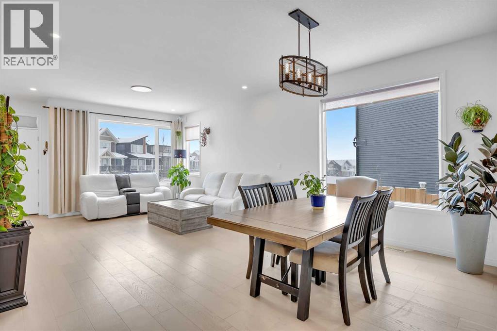 76 Edith Mews Nw, Calgary, Alberta  T3R 1S6 - Photo 11 - A2292373