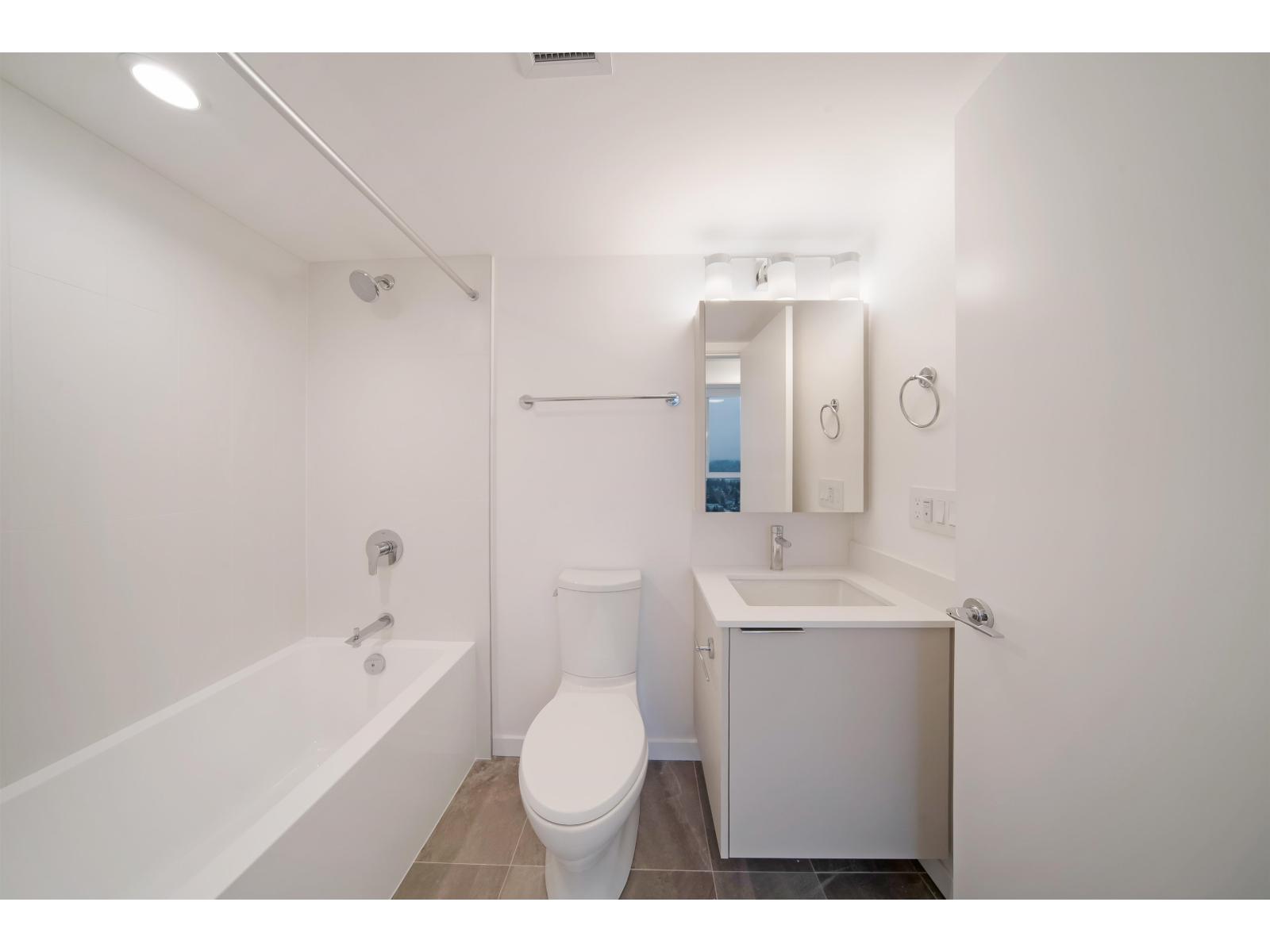 2604 10333 133 Street, Surrey, British Columbia  V3R 2H4 - Photo 29 - R3096721