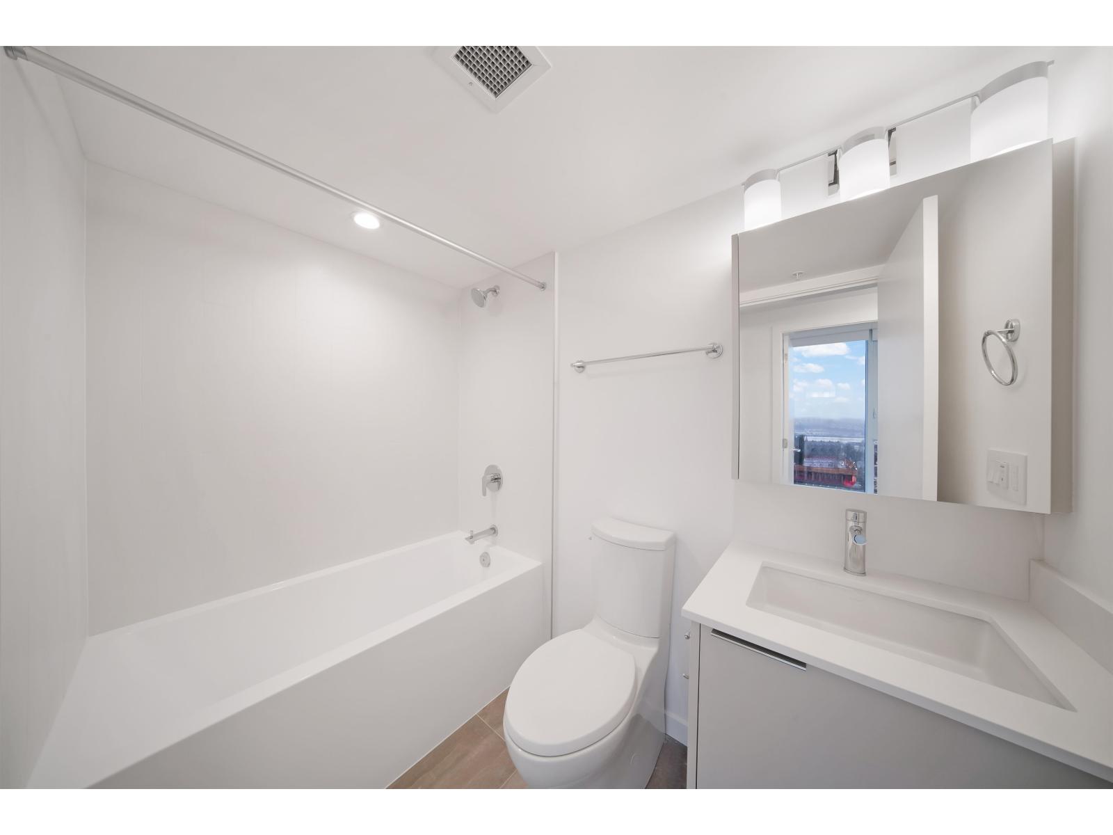 2604 10333 133 Street, Surrey, British Columbia  V3R 2H4 - Photo 32 - R3096721