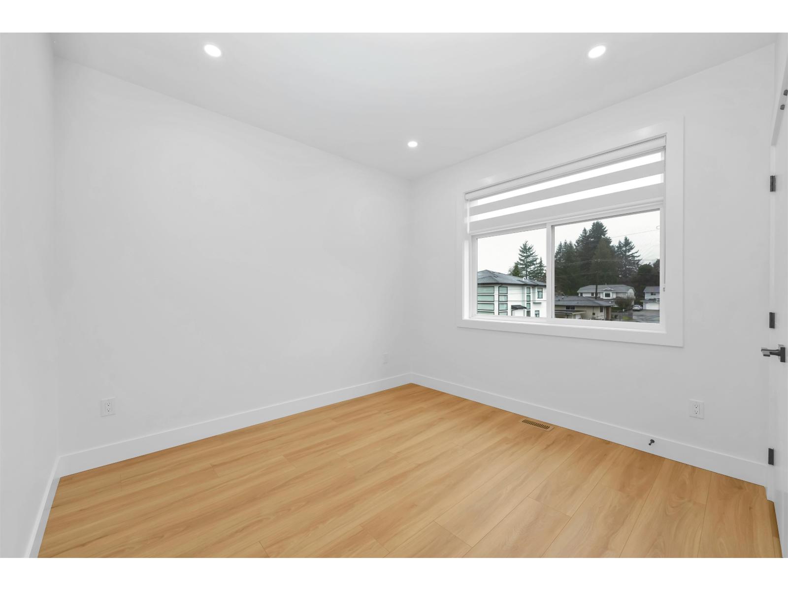 8 2168 Vinewood Street, Abbotsford, British Columbia  V2S 3S4 - Photo 5 - R3099651