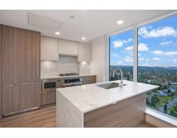 2604 10333 133 STREET, Surrey, British Columbia