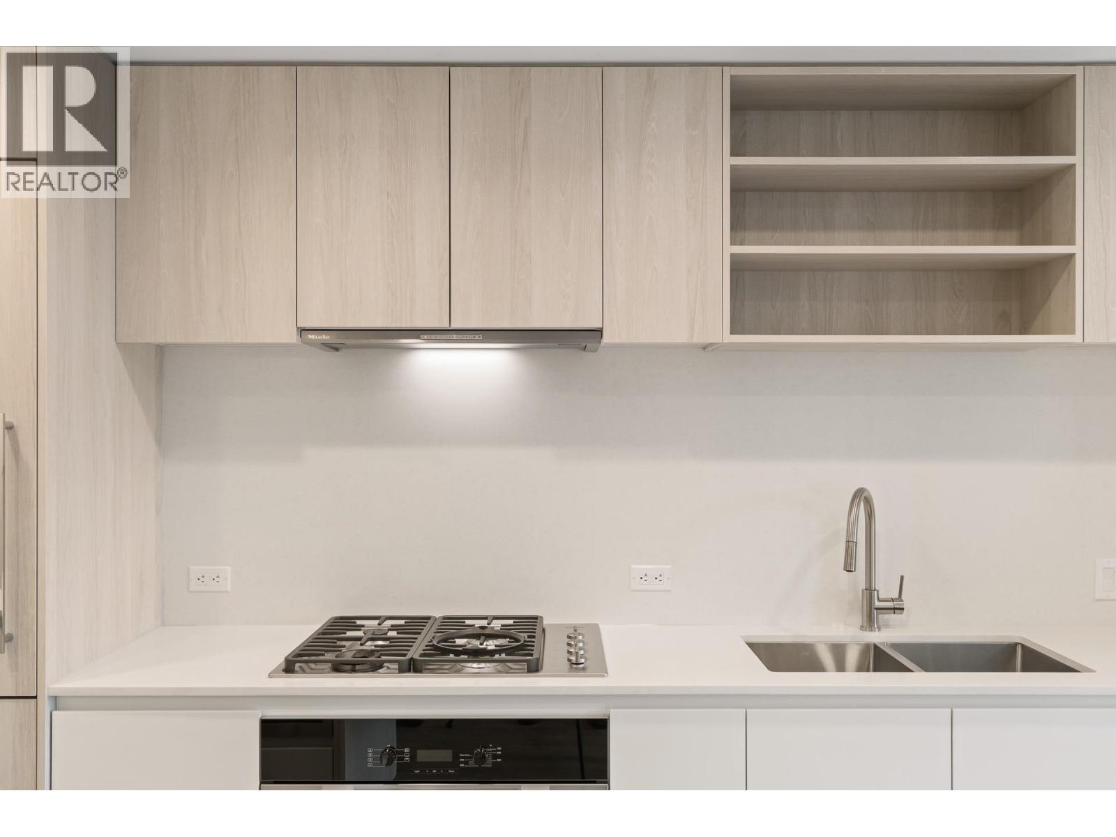 220 1981 Macdonald Street, Vancouver, British Columbia  V6K 0H9 - Photo 9 - R3098910