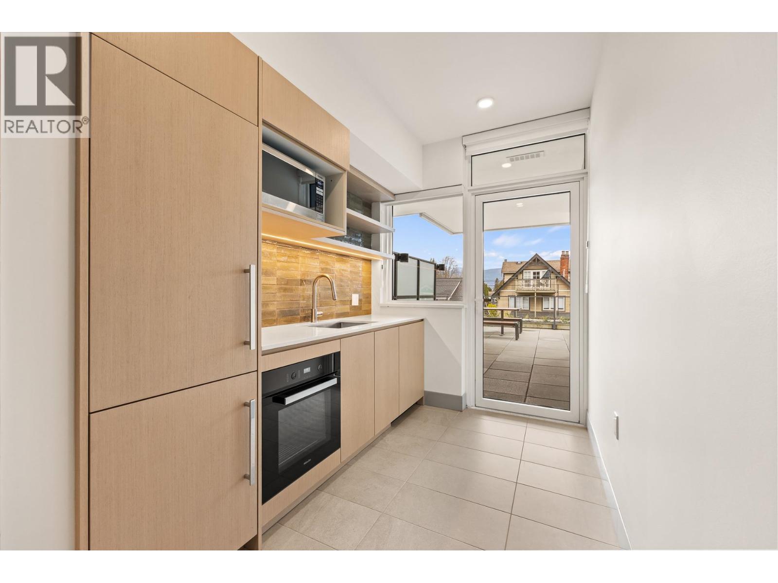 220 1981 Macdonald Street, Vancouver, British Columbia  V6K 0H9 - Photo 27 - R3098910