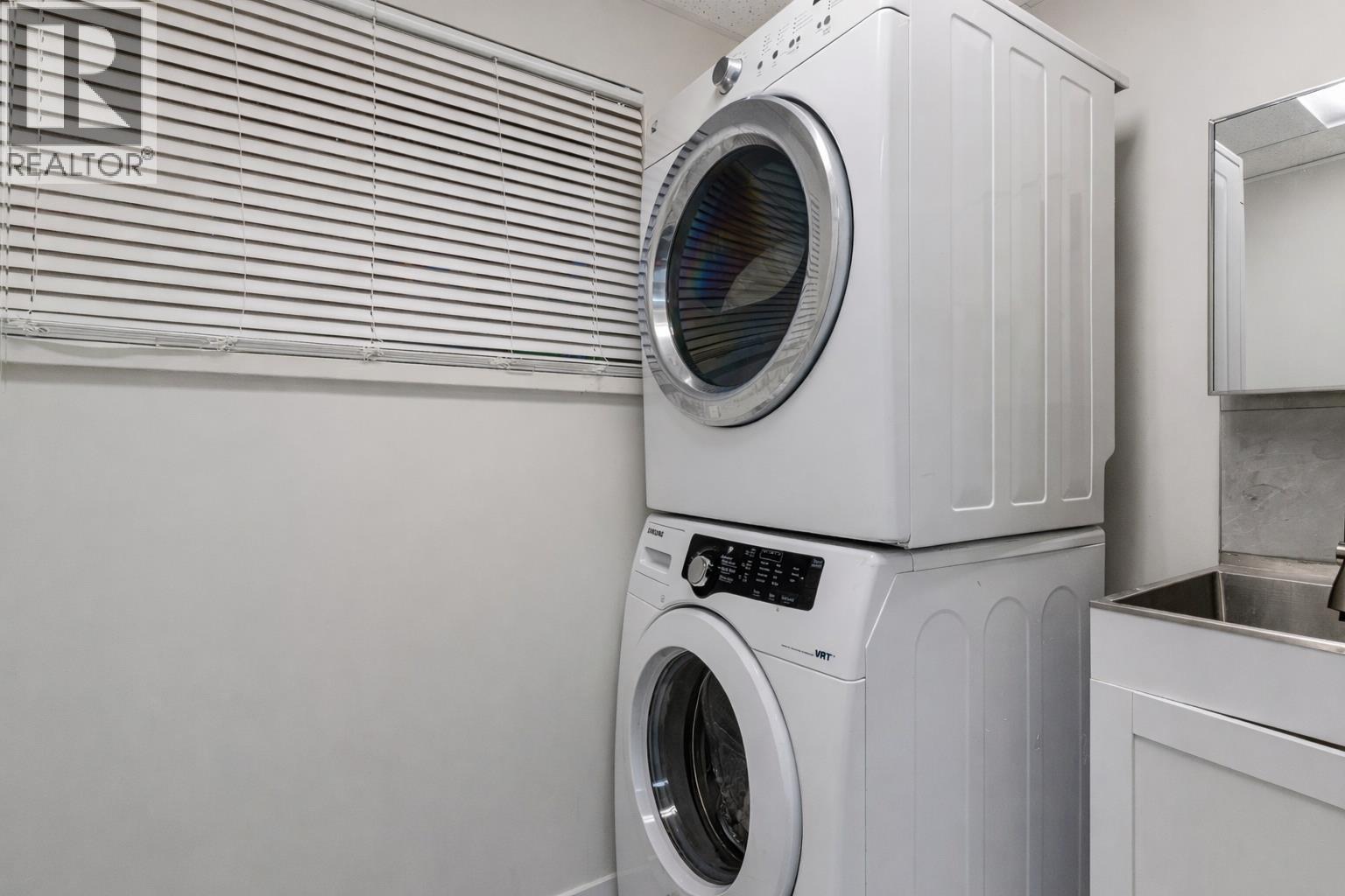 2317 Como Lake Avenue, Coquitlam, British Columbia  V3J 3R7 - Photo 20 - R3099619