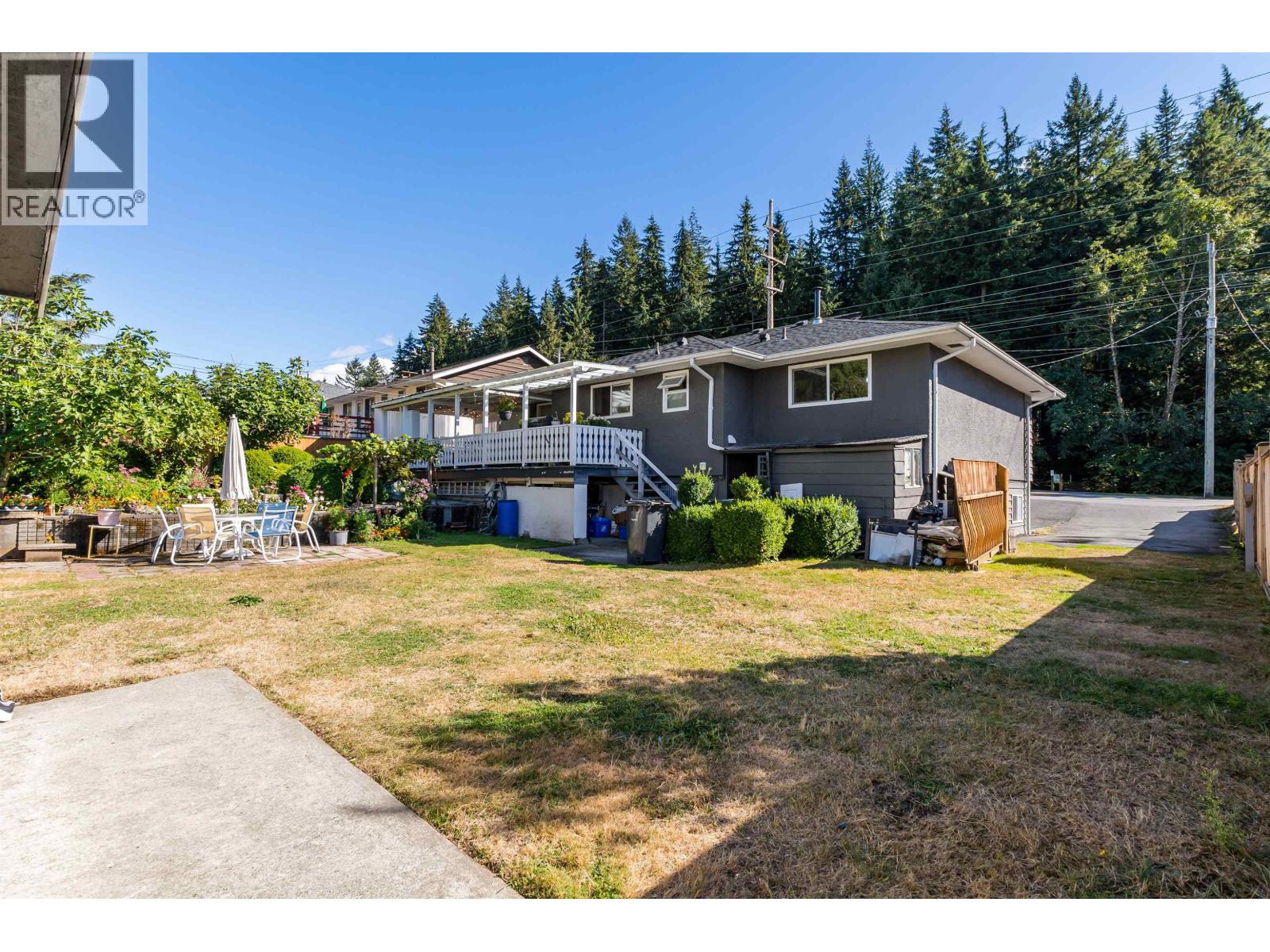 2317 Como Lake Avenue, Coquitlam, British Columbia  V3J 3R7 - Photo 30 - R3099619