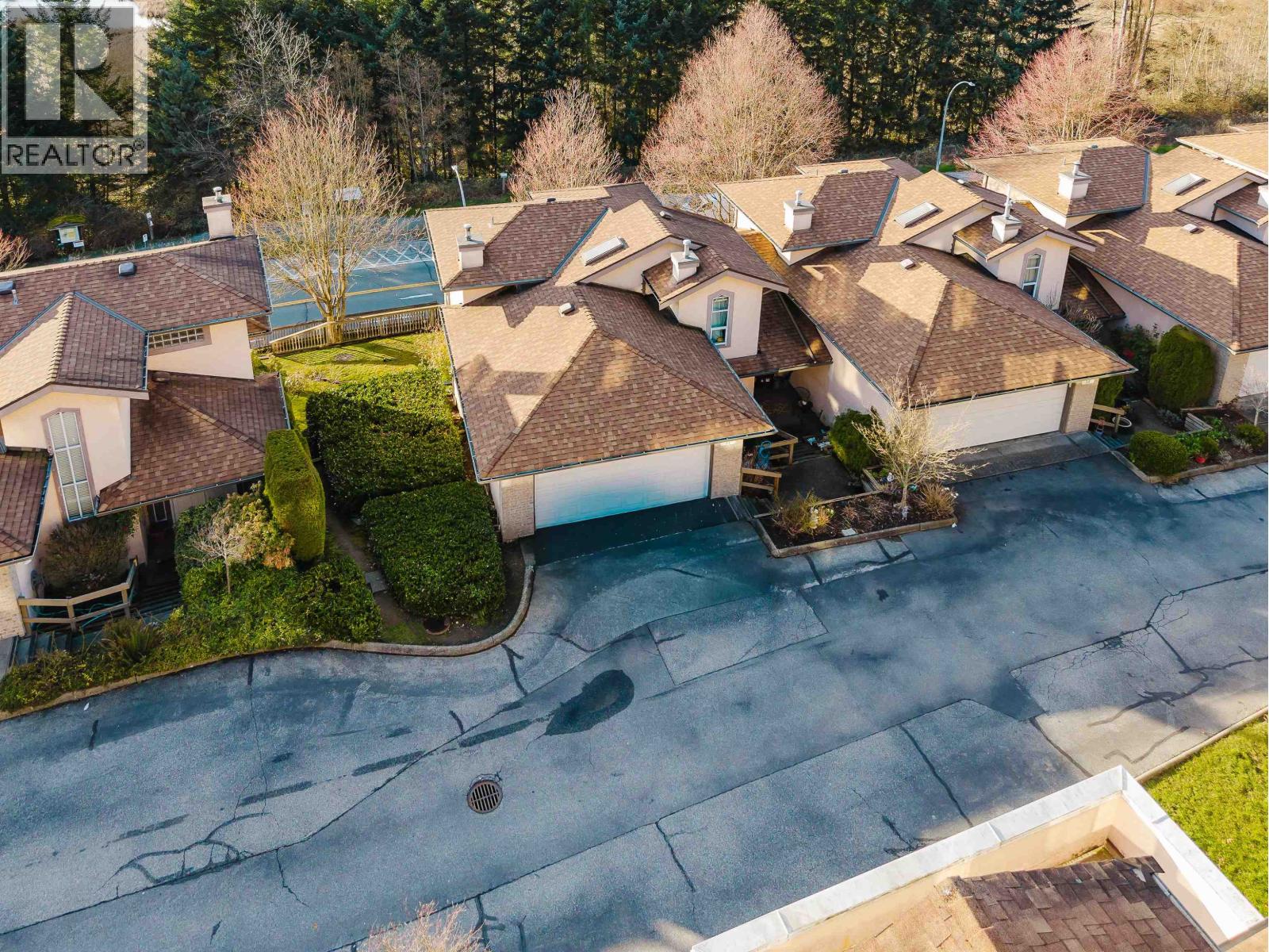 31 1238 Eastern Drive, Port Coquitlam, British Columbia  V3C 6C5 - Photo 2 - R3098110