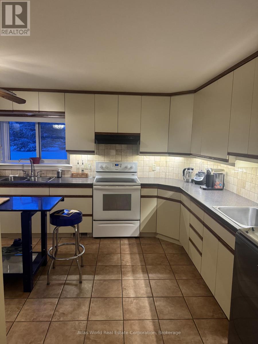 20 Point View Drive, Northern Bruce Peninsula, Ontario  N0H 1W0 - Photo 7 - X12883120