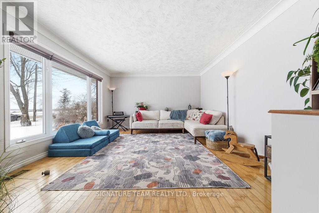 581 Laurentian Drive, Petawawa, Ontario  K8H 2M5 - Photo 24 - X12883304