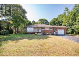 581 LAURENTIAN DRIVE, Petawawa, Ontario