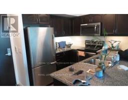 812 - 25 LOWER SIMCOE STREET, Toronto, Ontario