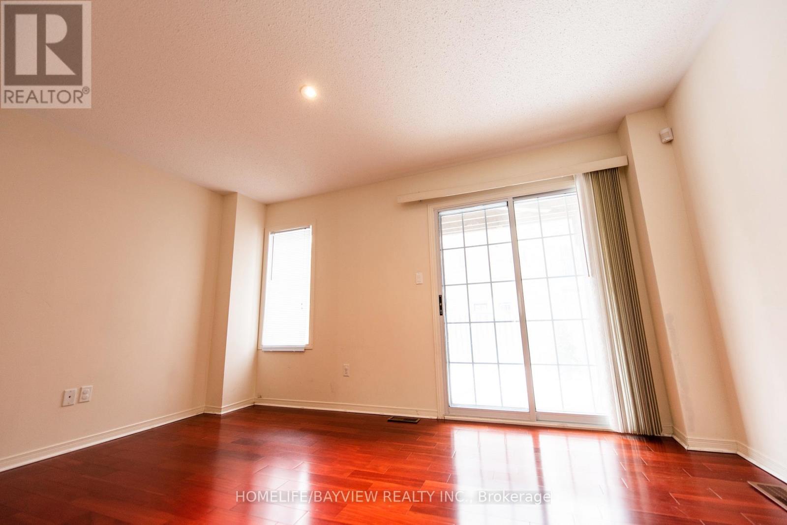 38 Warrington Way, Markham, Ontario  L6C 0B8 - Photo 12 - N12852630