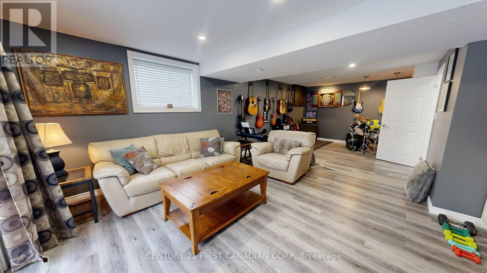 4379 Catherine Street, Thames Centre, Ontario  N0L 1G6 - Photo 31 - X12882232