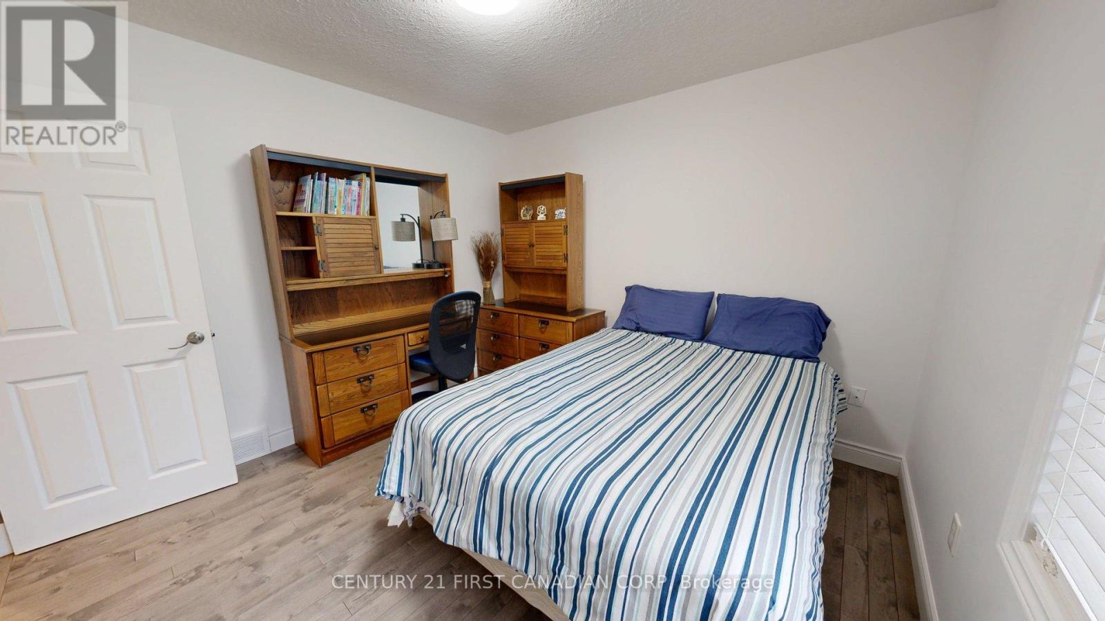 4379 Catherine Street, Thames Centre, Ontario  N0L 1G6 - Photo 23 - X12882232