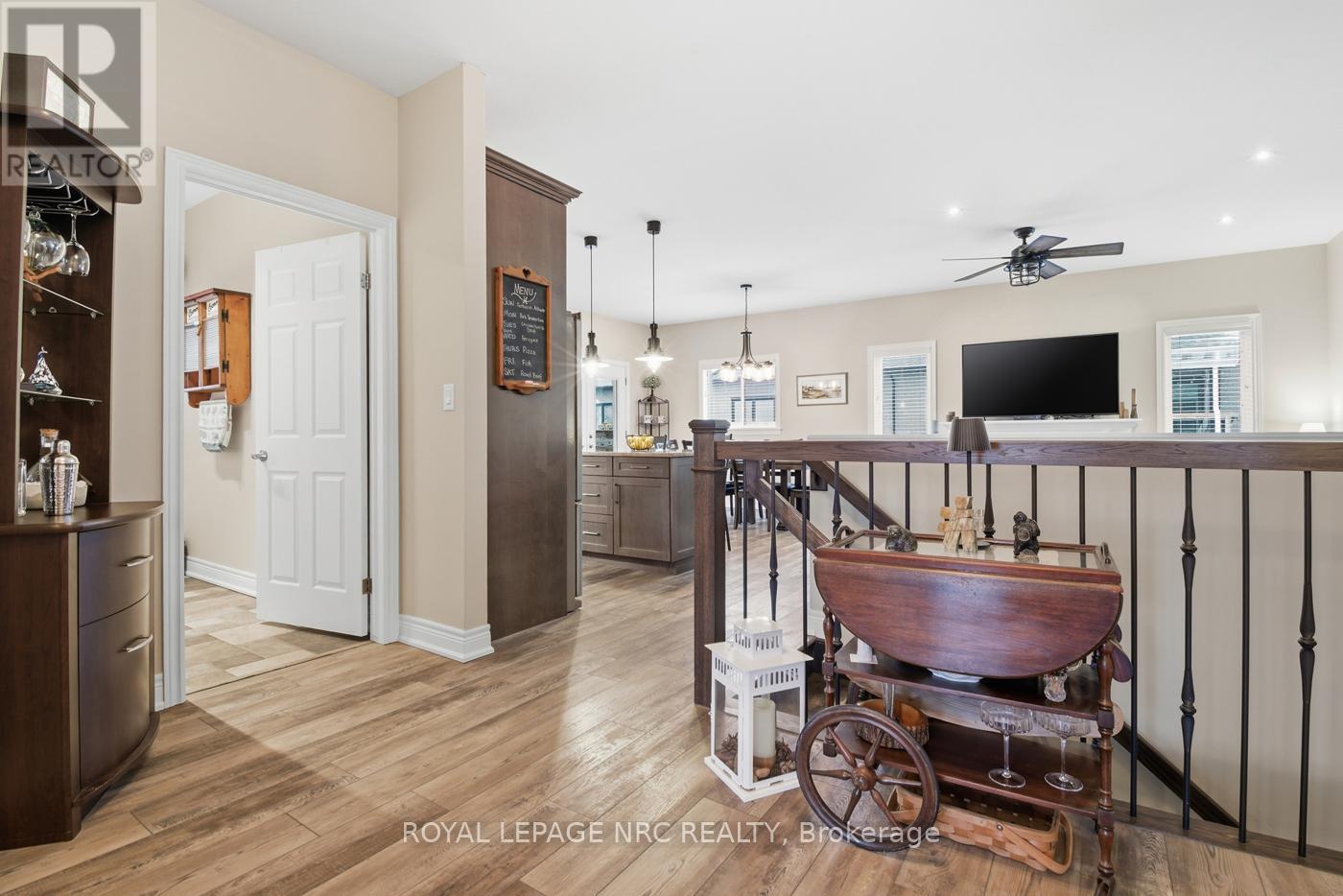 67 Hickory Court, Port Colborne, Ontario  L3K 0B2 - Photo 9 - X12678864