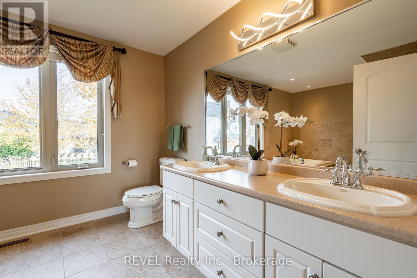 8881 Joseph Court, Niagara Falls, Ontario  L2H 3P1 - Photo 29 - X12883298