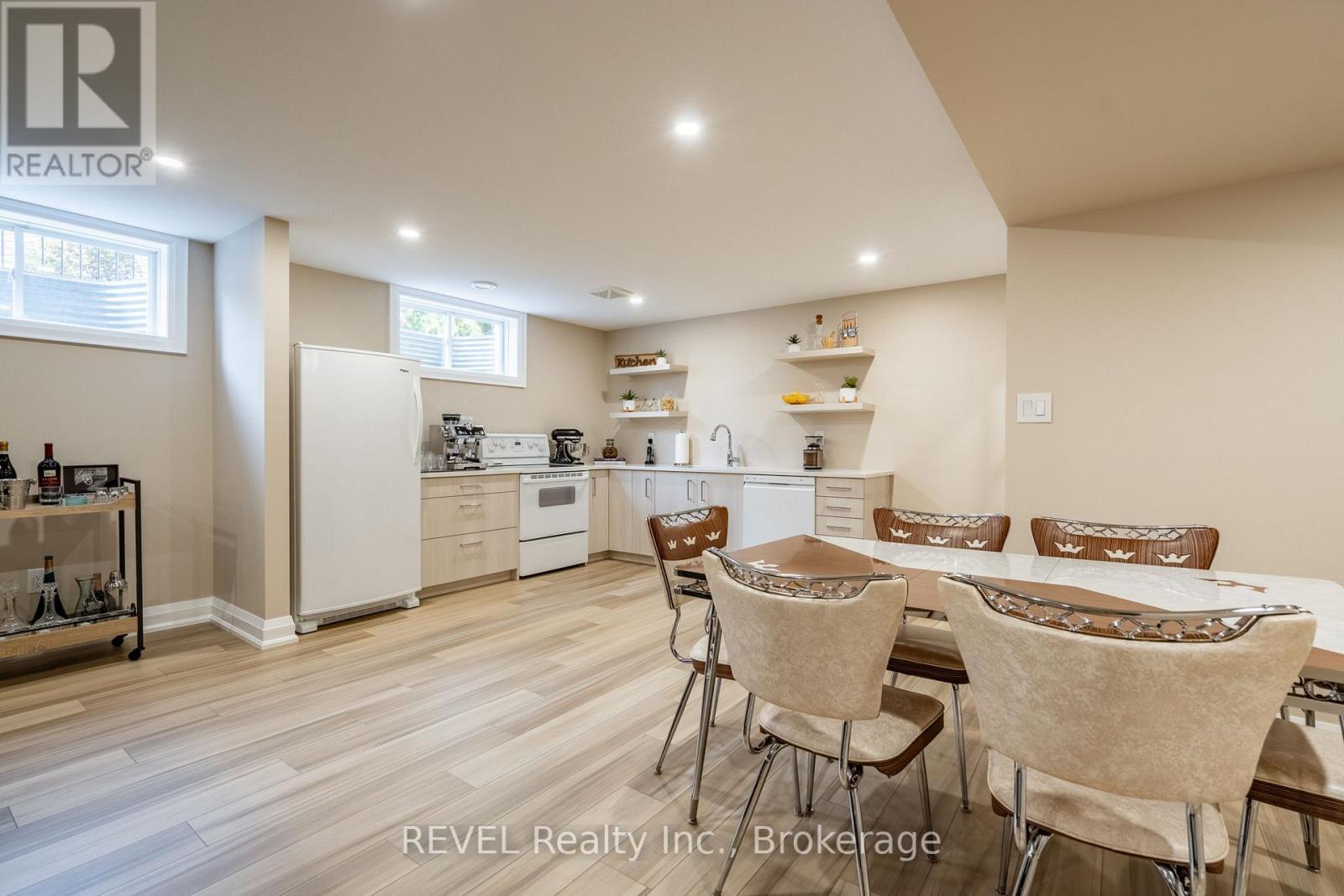 8881 Joseph Court, Niagara Falls, Ontario  L2H 3P1 - Photo 35 - X12883298