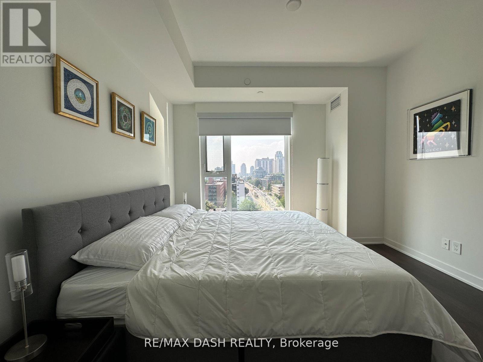 1002 - 223 St Clair Avenue W, Toronto, Ontario  M4V 1R3 - Photo 16 - C12883254