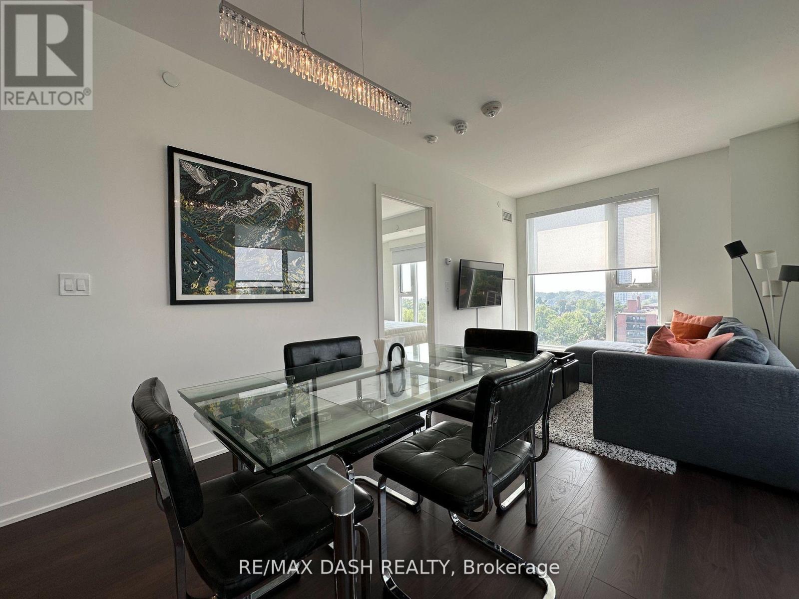 1002 - 223 St Clair Avenue W, Toronto, Ontario  M4V 1R3 - Photo 7 - C12883254