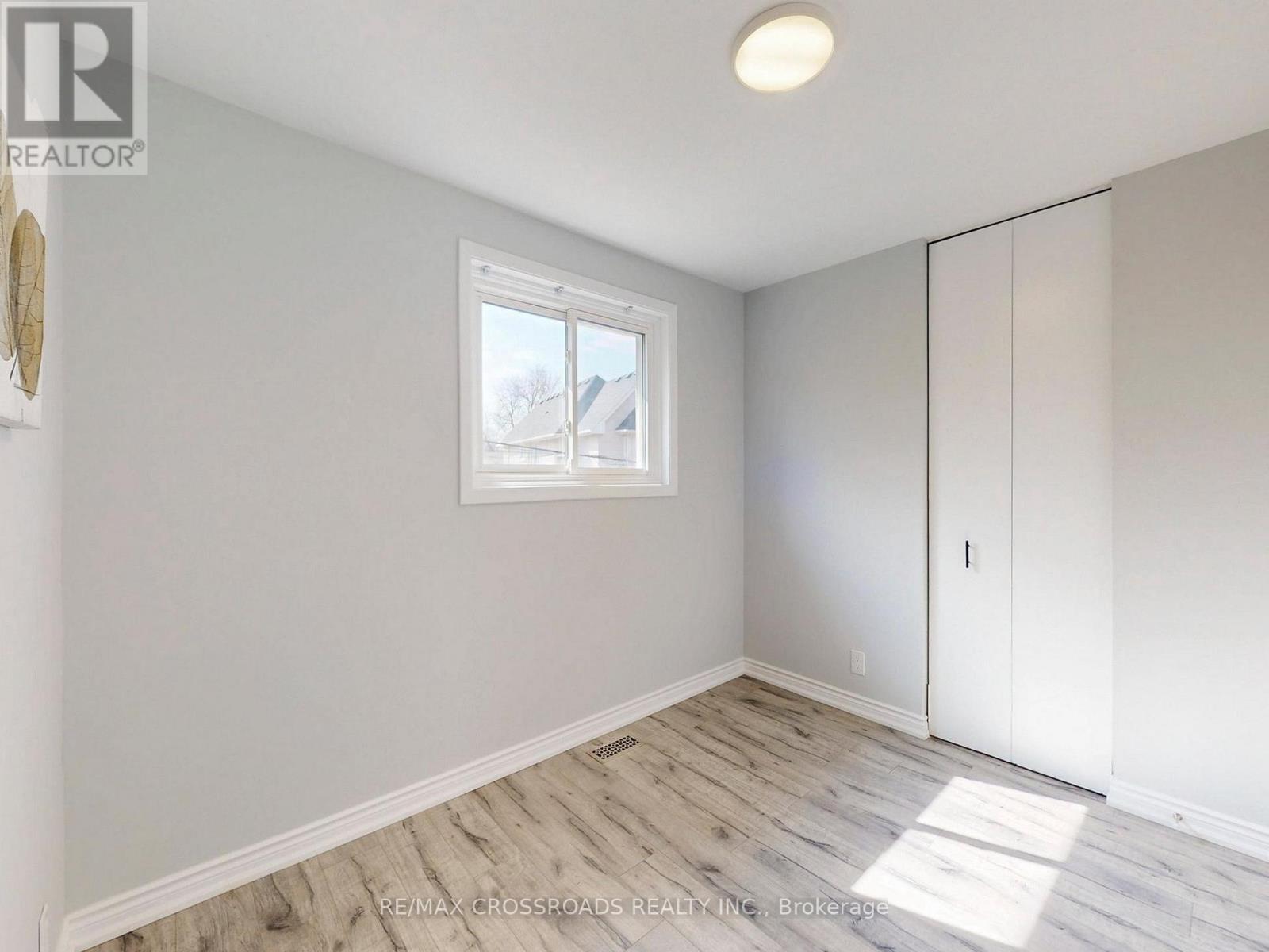 17 Ferbane Place, Toronto, Ontario  M2J 1Y7 - Photo 19 - C12883278