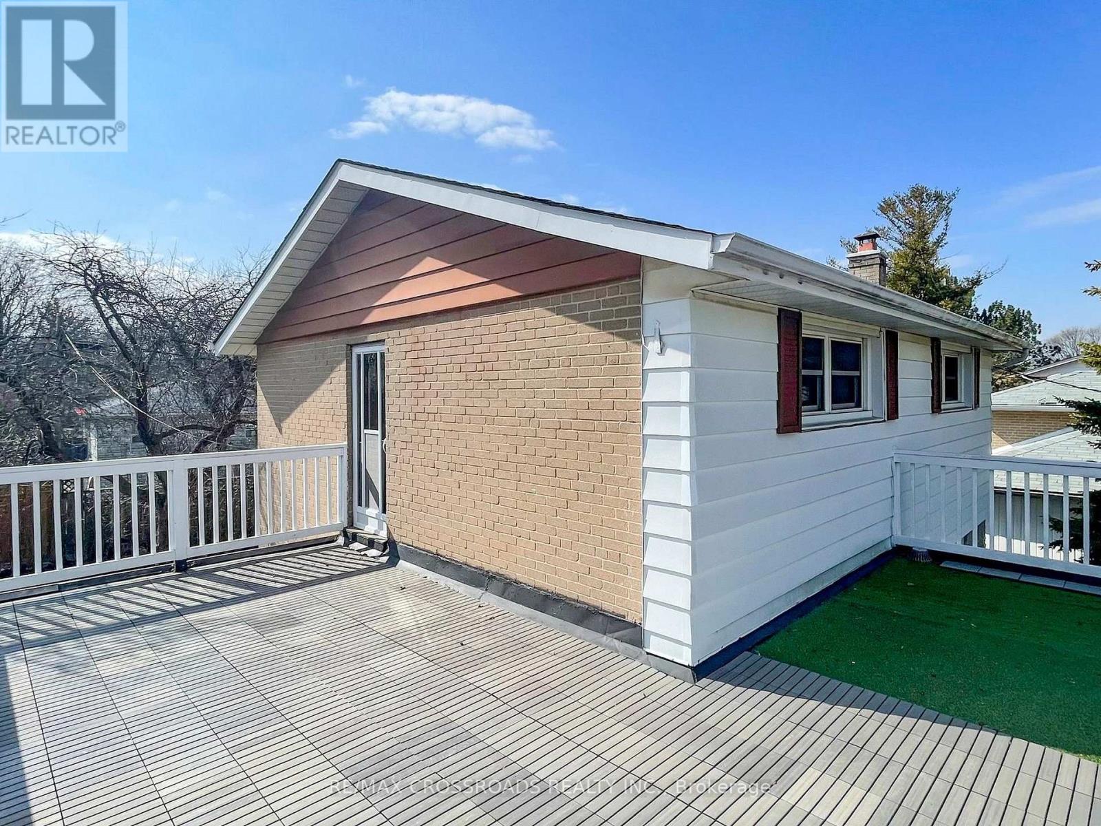 17 Ferbane Place, Toronto, Ontario  M2J 1Y7 - Photo 21 - C12883278