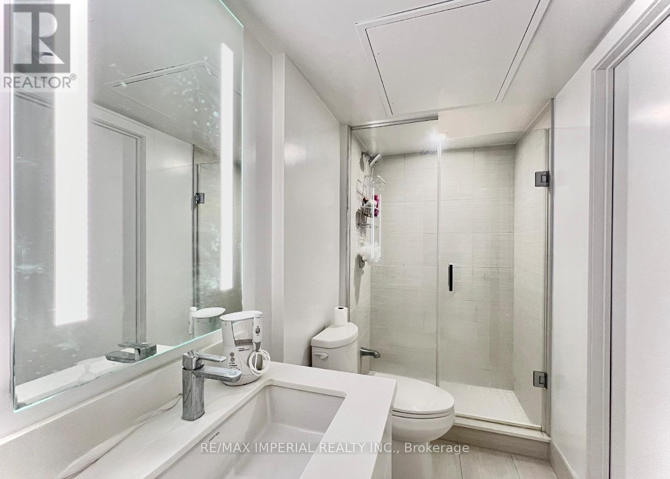 1005 - 188 Cumberland Street, Toronto (Annex), Ontario  M5R 0B6 - Photo 3 - C12883286