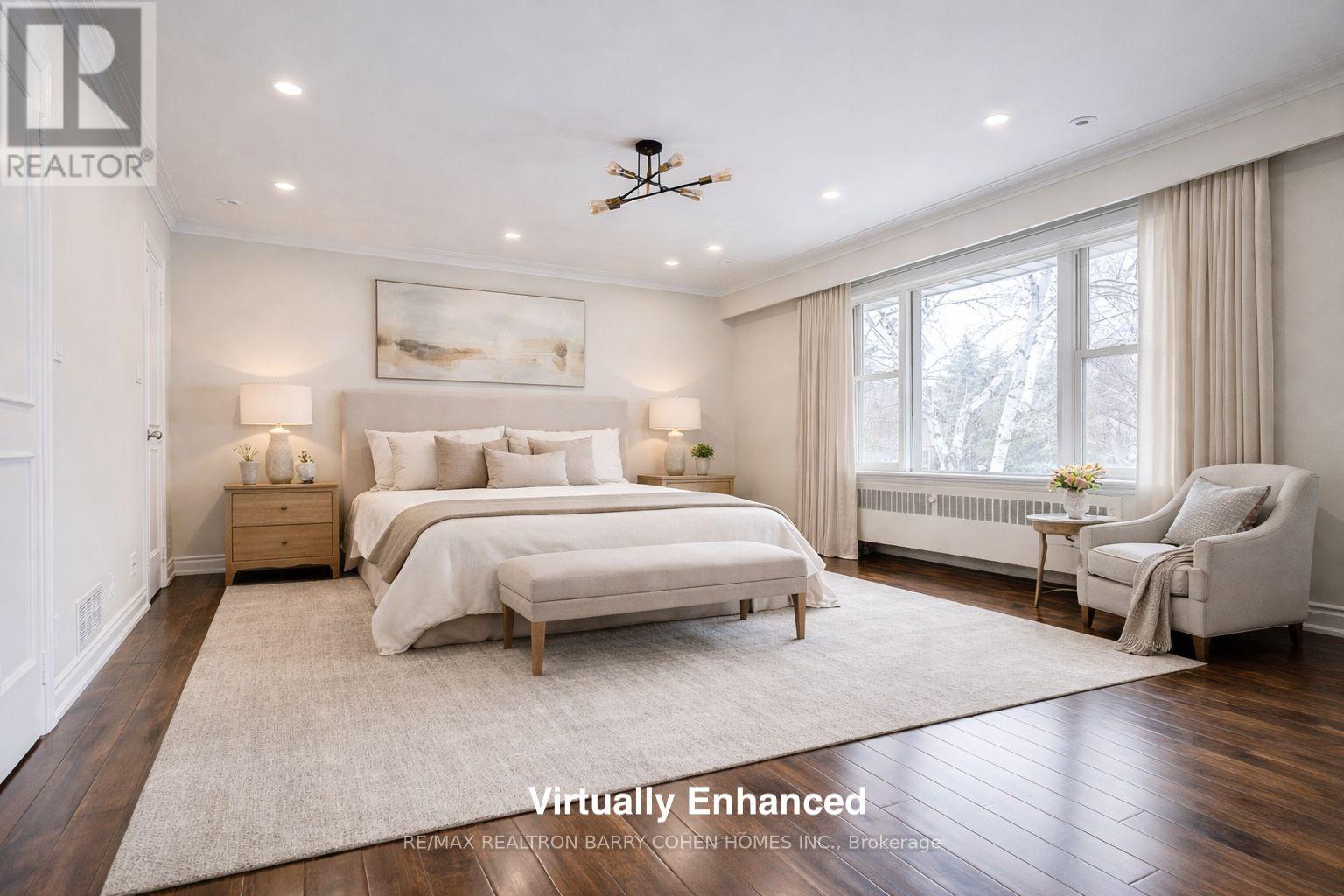 19 Lower Links Road, Toronto, Ontario  M2P 1H5 - Photo 16 - C12883288