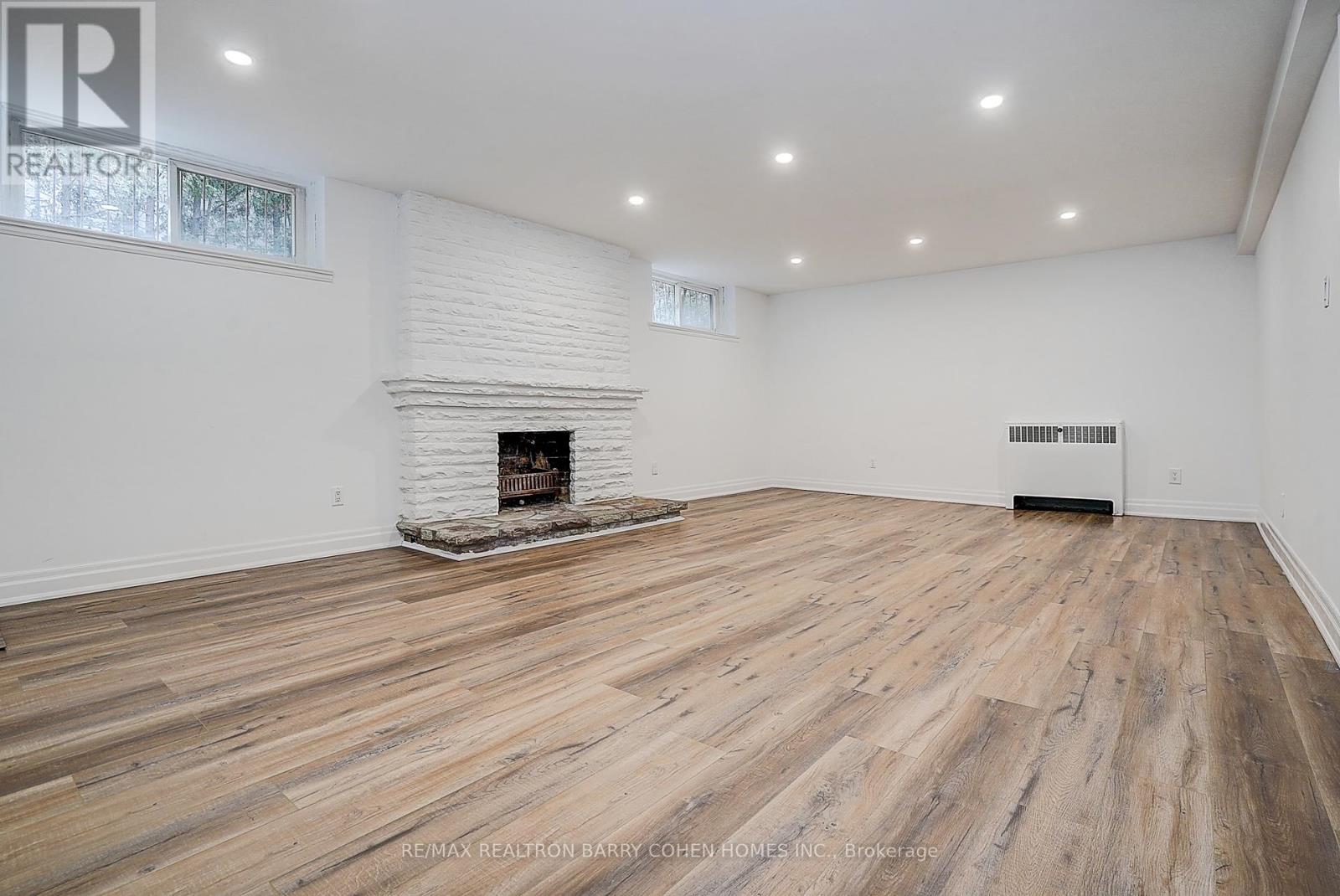 19 Lower Links Road, Toronto, Ontario  M2P 1H5 - Photo 34 - C12883288